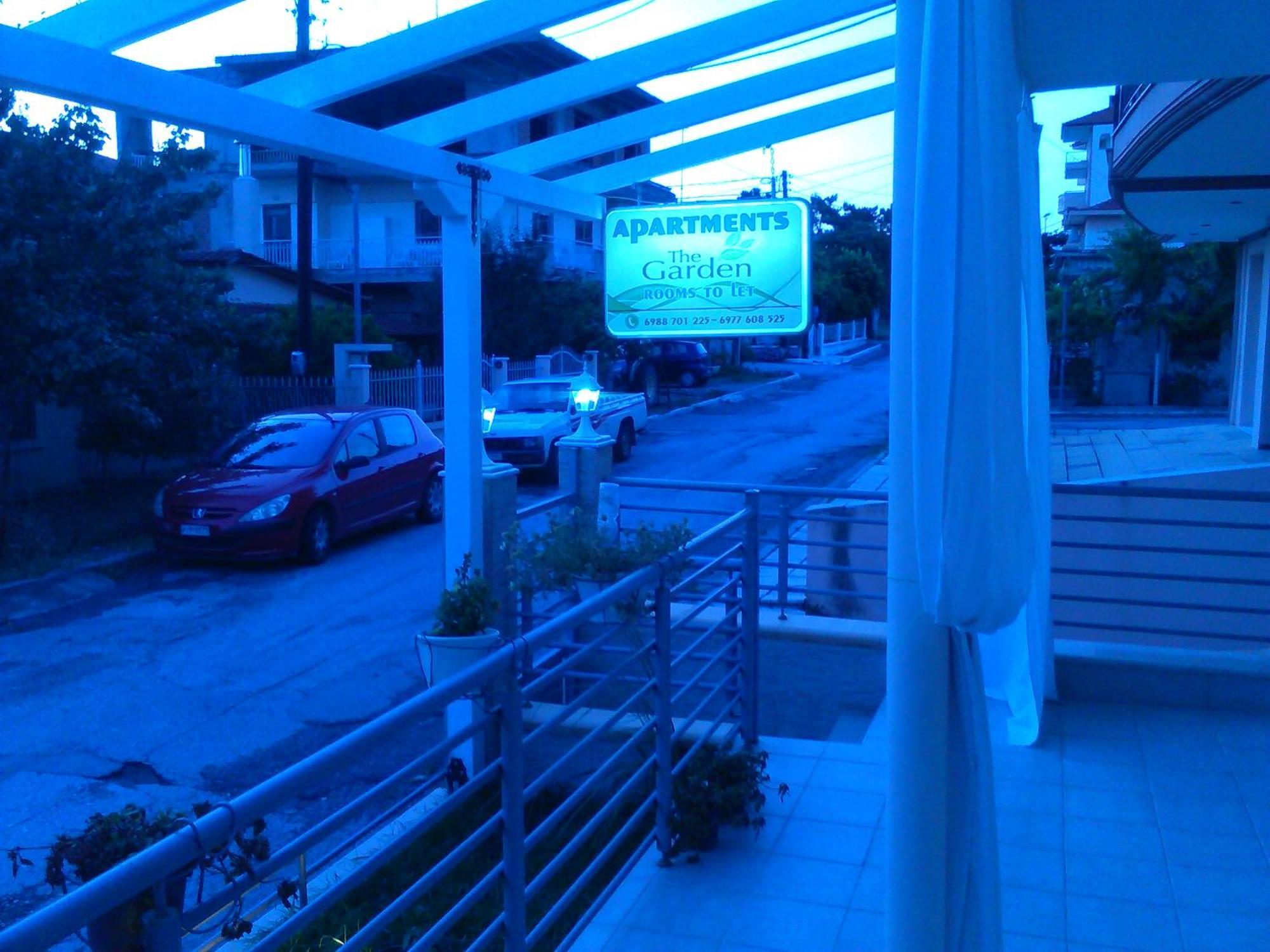 The Garden Apartments Nea Kallikrateia Luaran gambar