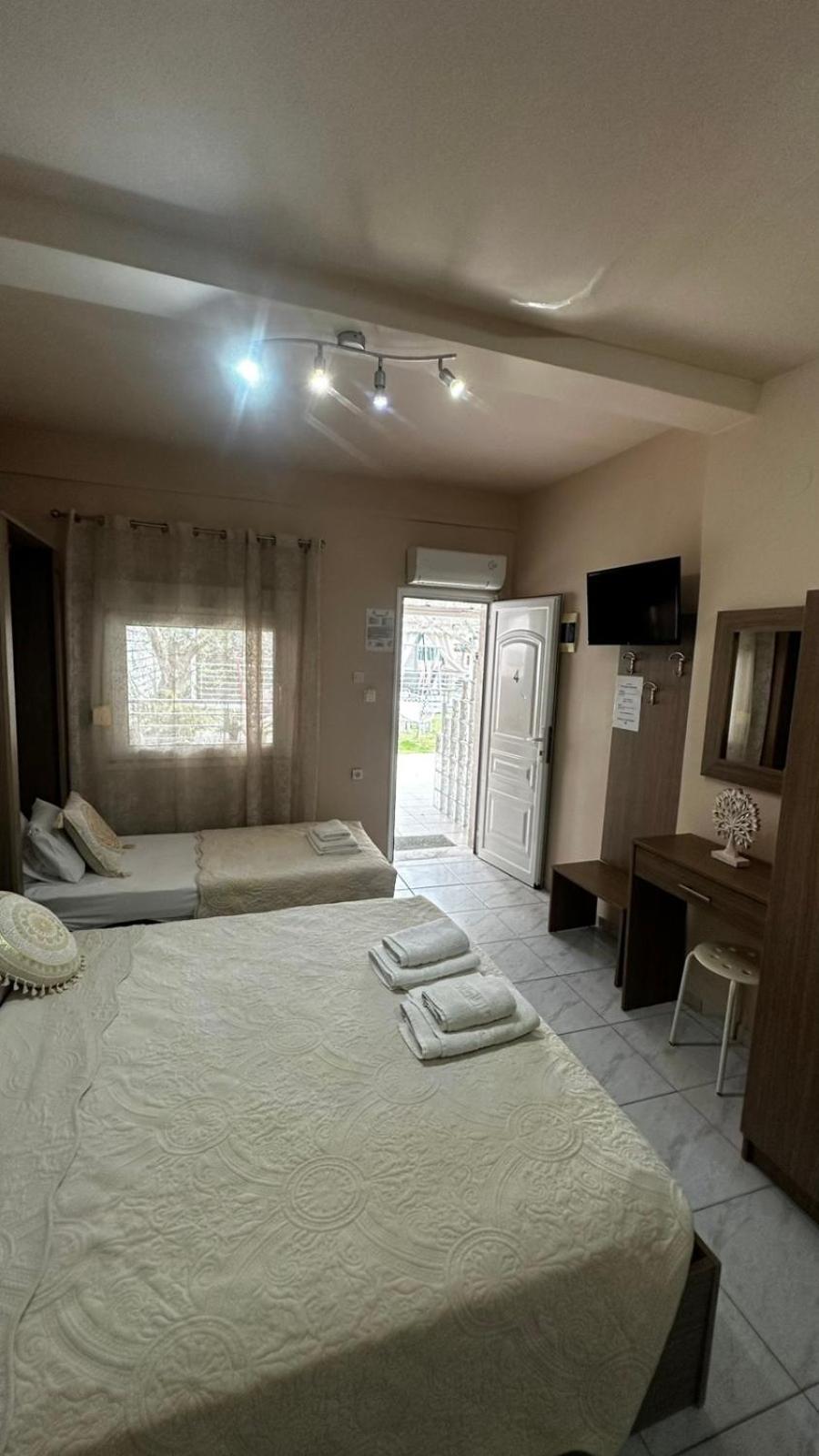 The Garden Apartments Nea Kallikrateia Bilik gambar